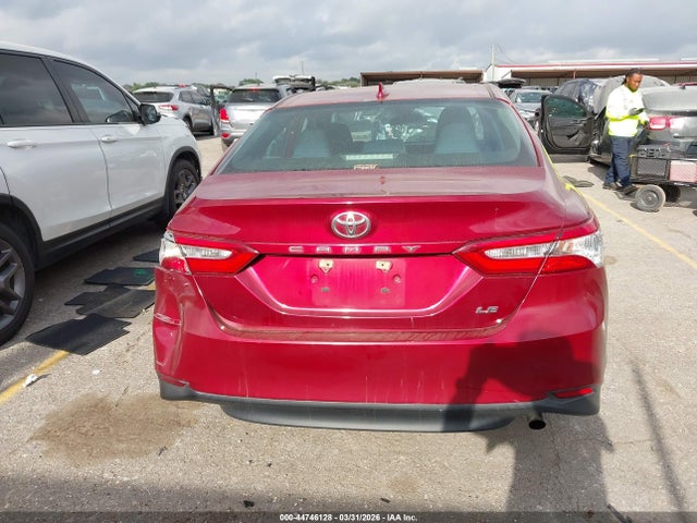 Toyota Camry Le