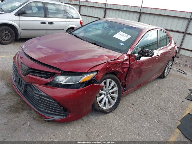 Toyota Camry Le