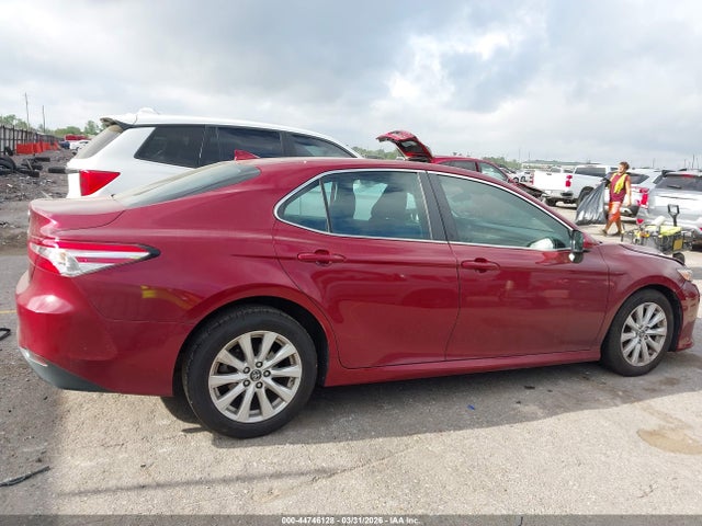 Toyota Camry Le