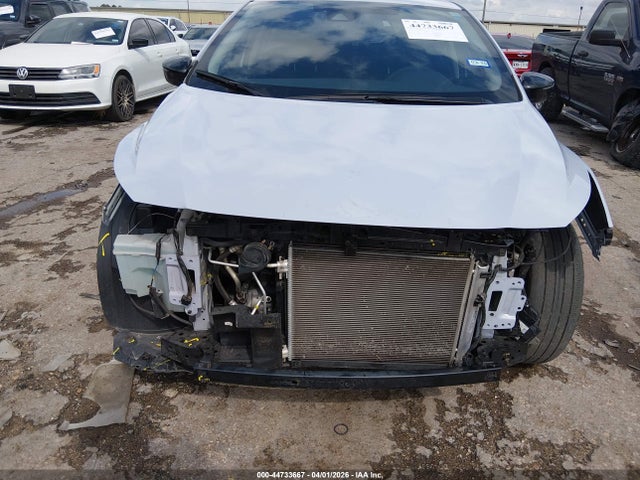 Nissan Versa 1.6 Sr