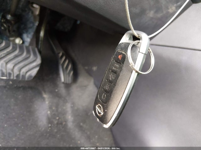Nissan Versa 1.6 Sr