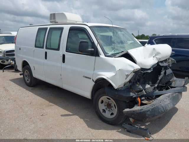 Salvage Chevrolet Express Image