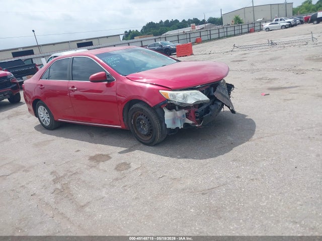 Salvage Toyota Camry Image