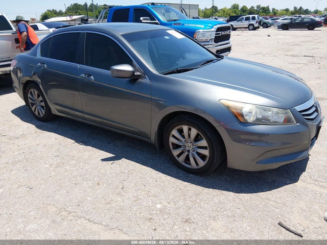 Salvage Honda Accord Image