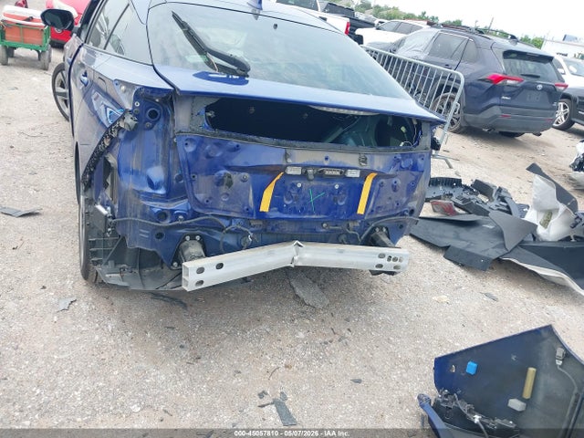 Toyota Prius Three Touring
