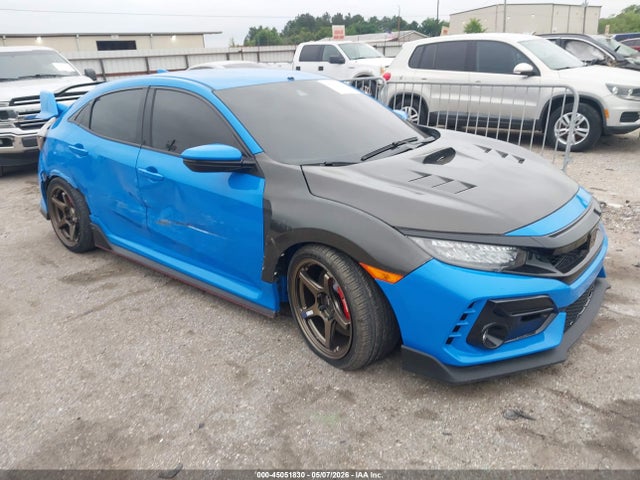 Salvage Honda Civic Image