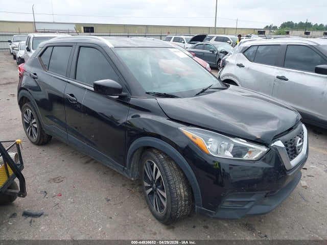 Salvage Nissan Kicks Image