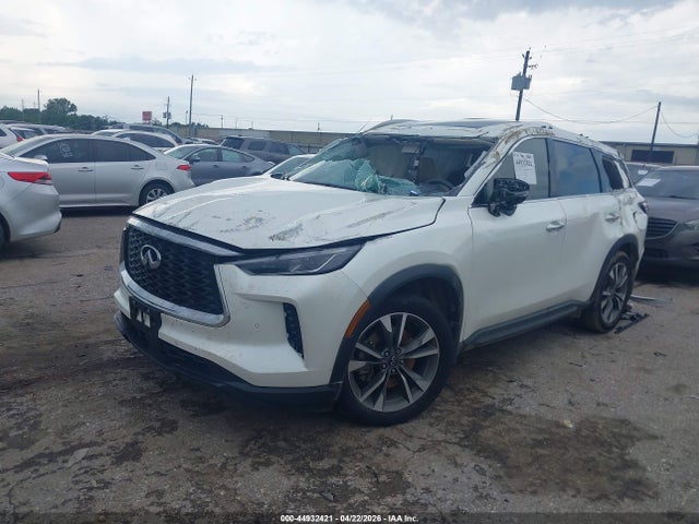 INFINITI Qx Luxe