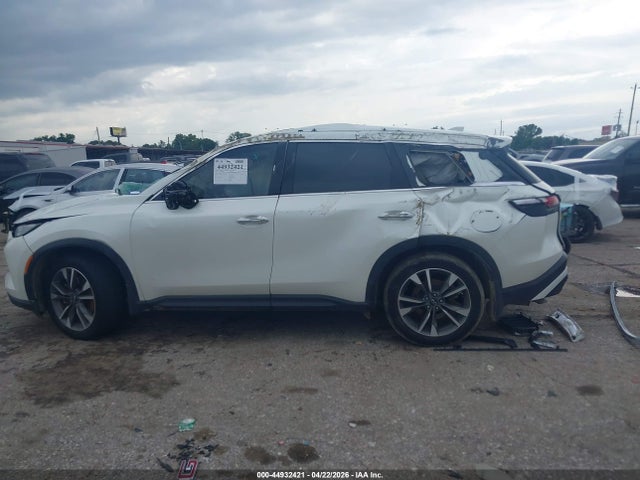 INFINITI Qx Luxe