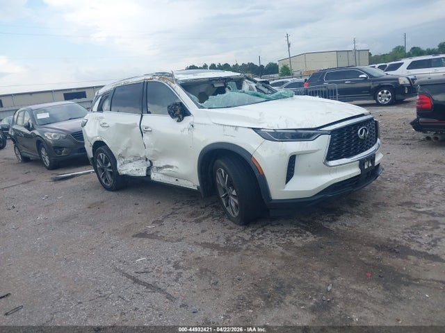 Salvage INFINITI Qx Image