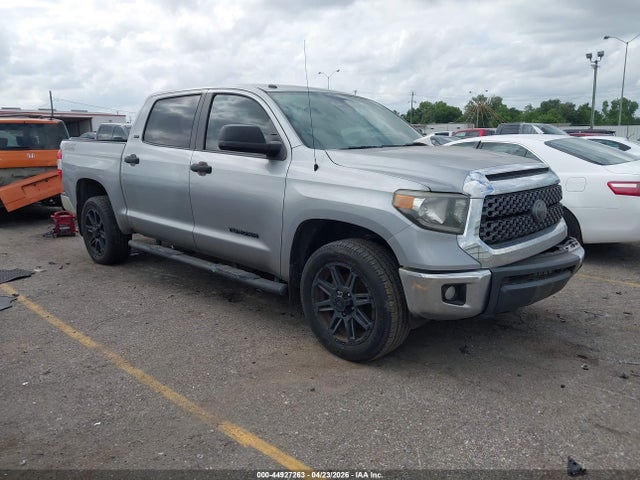 Salvage Toyota Tundra Image