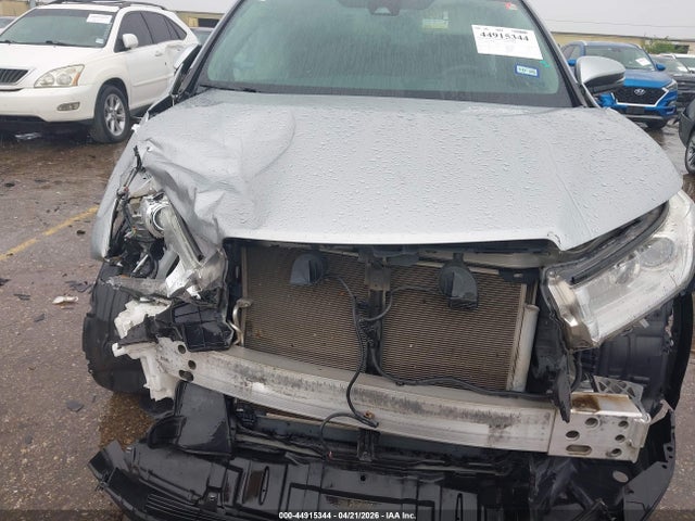 Toyota Highlander Le