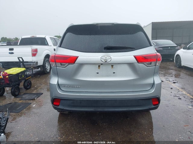 Toyota Highlander Le