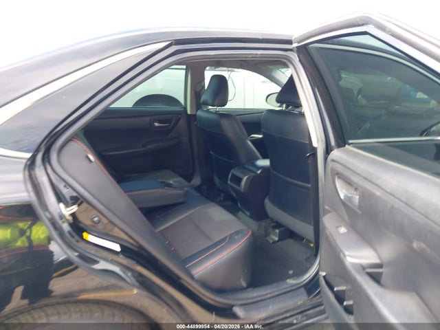 Toyota Camry Se