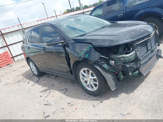 Salvage Chevrolet Equinox Image