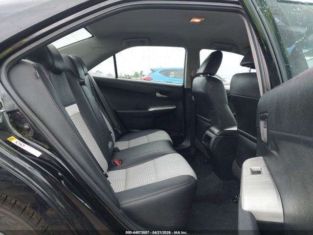 Toyota Camry Se