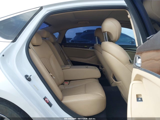 Hyundai Genesis 3.8