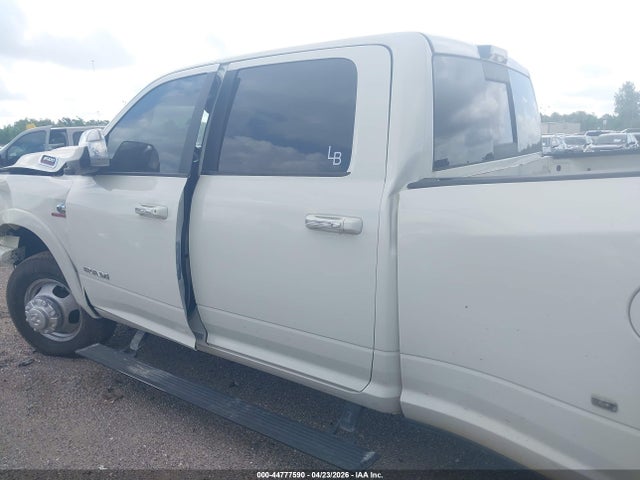 Ram 3500 Laramie  4x4 8' Box