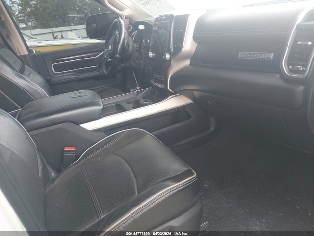 Ram 3500 Laramie  4x4 8' Box