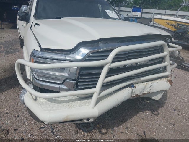 Ram 3500 Laramie  4x4 8' Box
