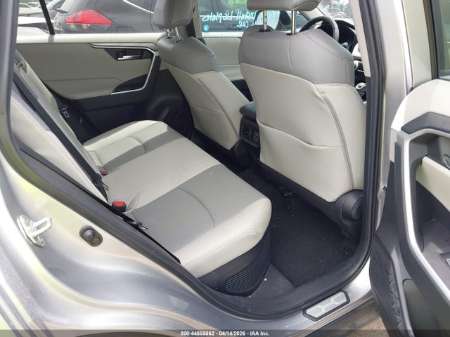 Toyota RAV4 Xle Premium