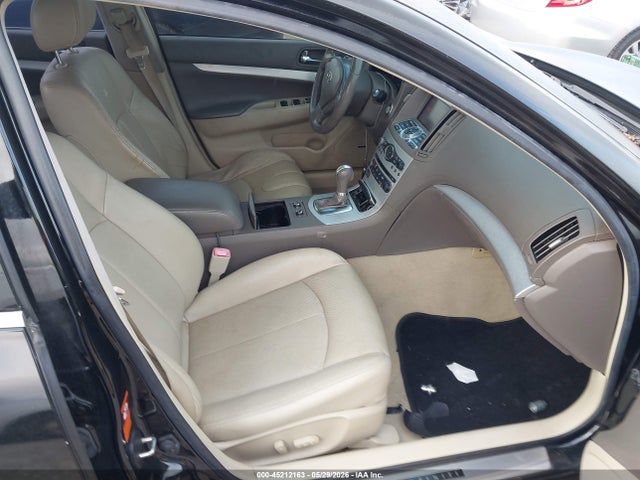 INFINITI G37 Journey