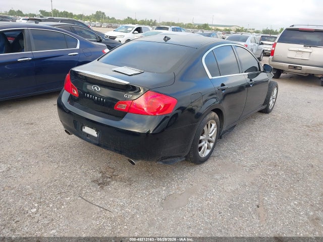 INFINITI G37 Journey