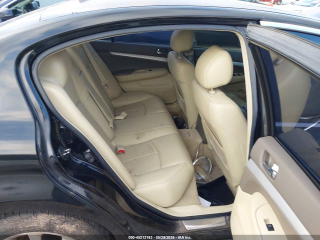 INFINITI G37 Journey