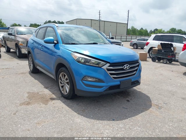 Salvage Hyundai TUCSON Image