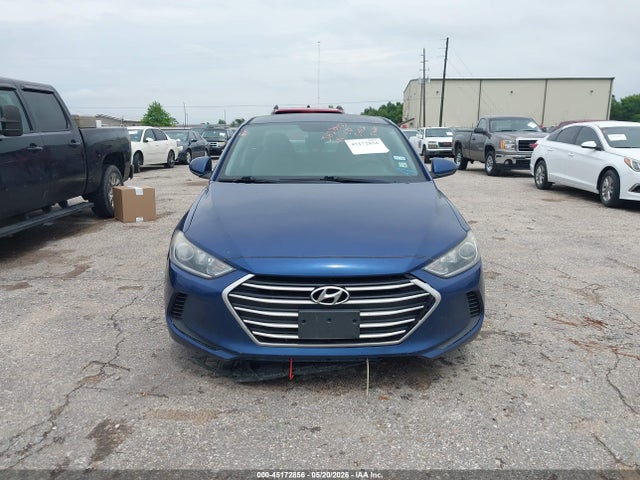 Hyundai ELANTRA Sel