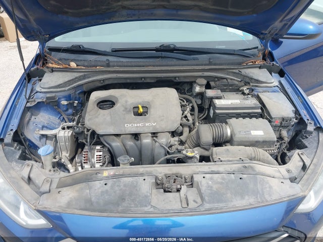 Hyundai ELANTRA Sel