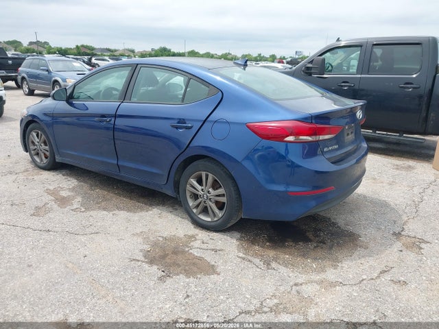 Hyundai ELANTRA Sel