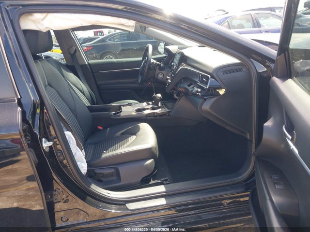 Toyota Camry Se Nightshade Edition