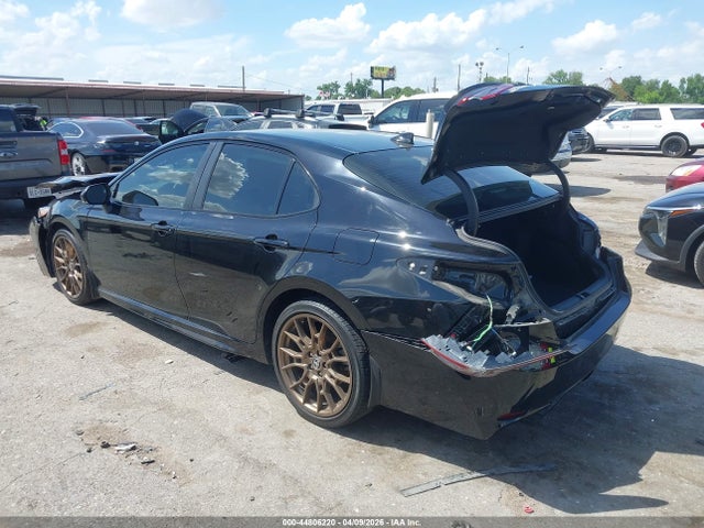Toyota Camry Se Nightshade Edition