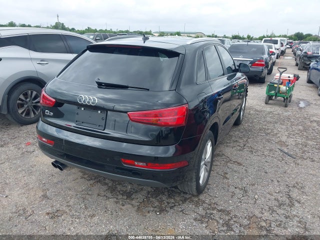 Audi Q3 2.0t Premium
