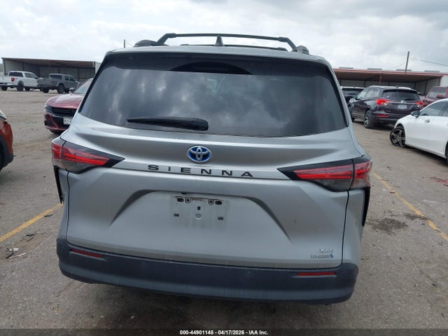 Toyota Sienna Xle