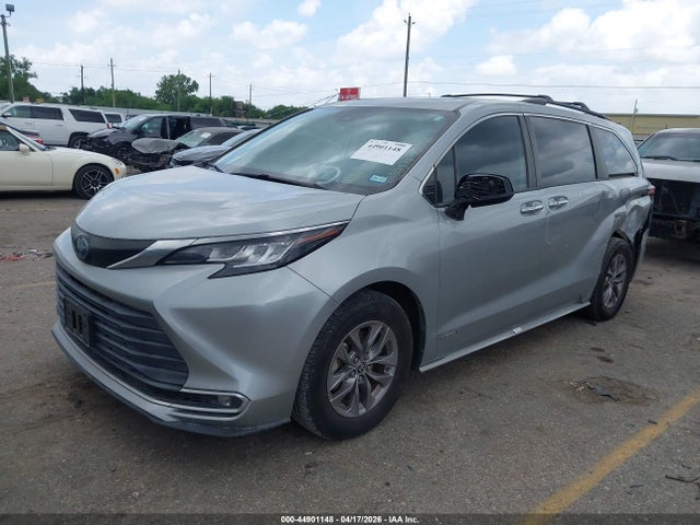 Toyota Sienna Xle