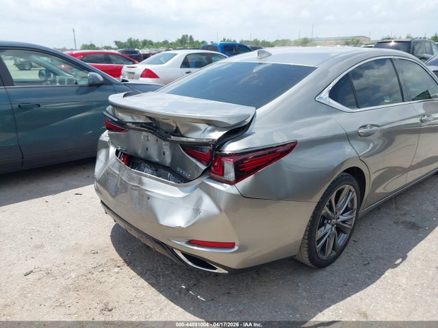Lexus Es F Sport