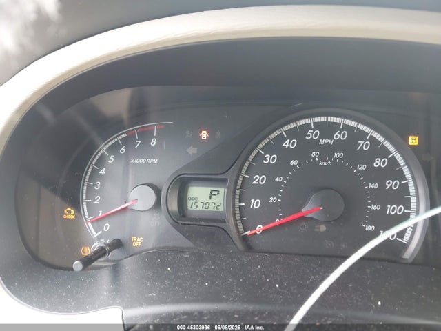 Toyota Sienna Le V6 8 Passenger