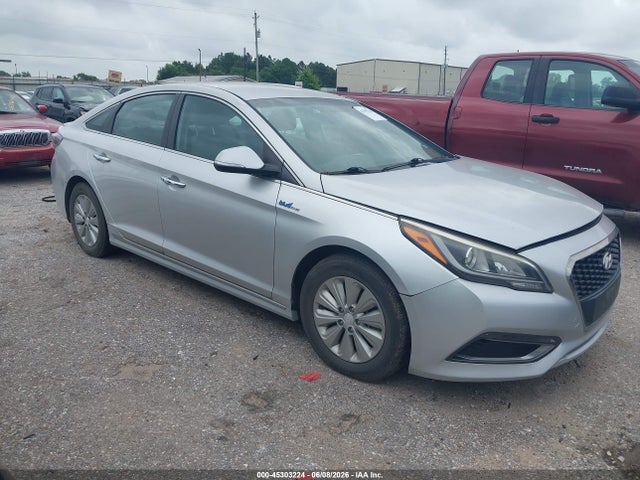 Salvage Hyundai SONATA Image