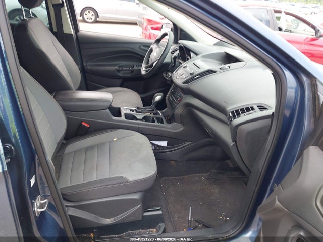 Ford Escape S