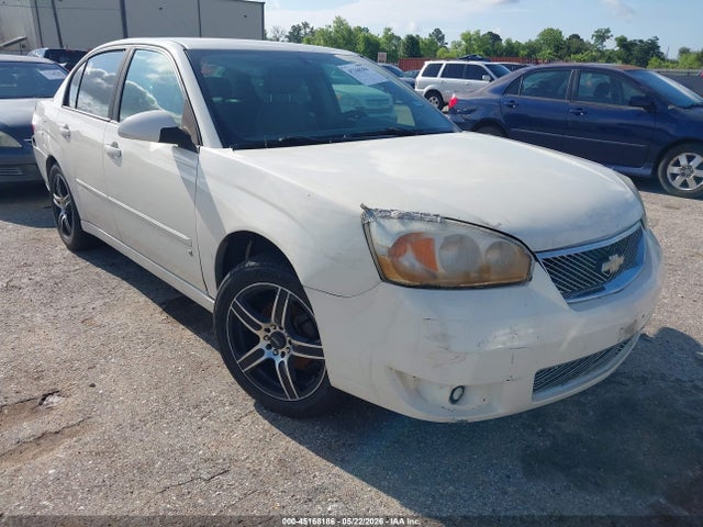 Salvage Chevrolet Malibu Image