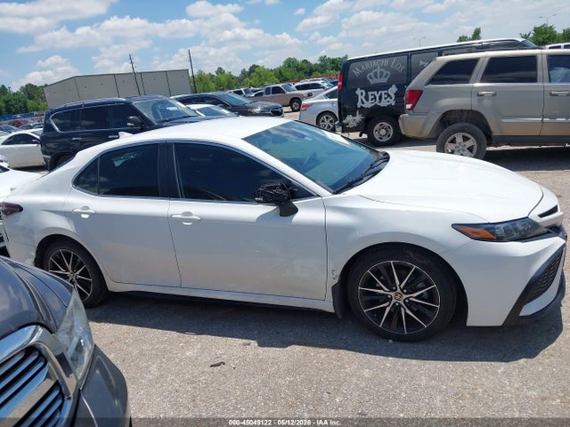 Toyota Camry Se