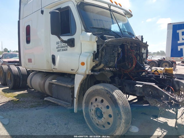 Salvage Freightliner Cascadia 125 Image