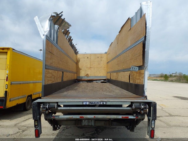 Freightliner M2 106