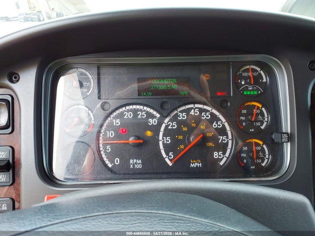 Freightliner M2 106