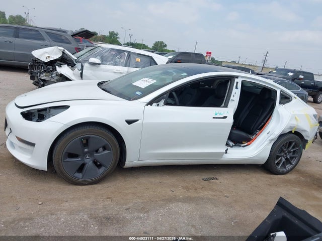 Tesla Model 3 Standard Range Plus Rear-wheel Drive