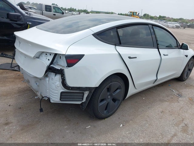 Tesla Model 3 Standard Range Plus Rear-wheel Drive