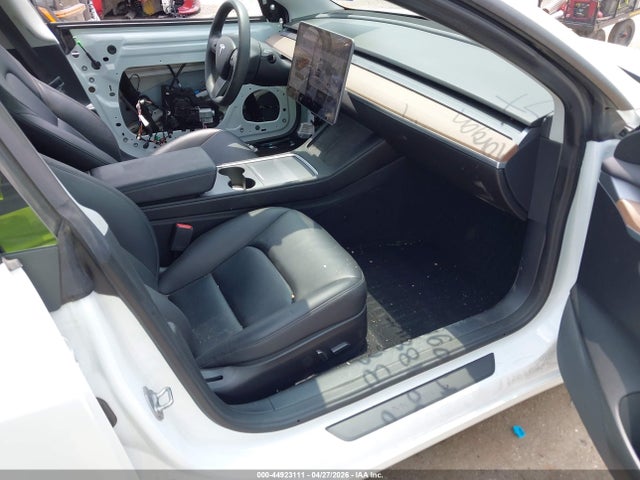 Tesla Model 3 Standard Range Plus Rear-wheel Drive