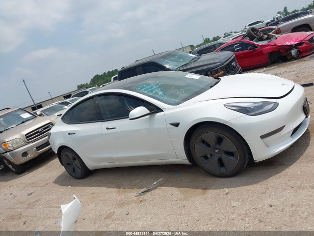 Tesla Model 3 Standard Range Plus Rear-wheel Drive